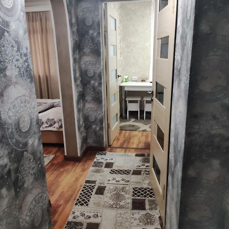 Комфортная Квартира Для 2Х Персон Apartman Biskek Kültér fotó