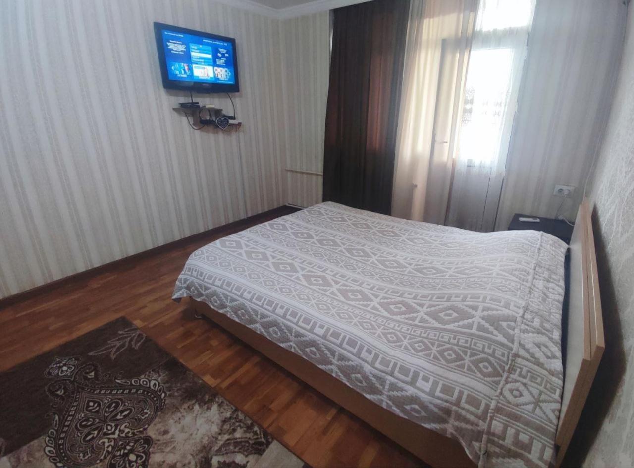 Комфортная Квартира Для 2Х Персон Apartman Biskek Kültér fotó